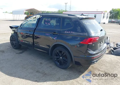 2022 Volkswagen Tiguan 2.0T Se R-Line Black из США, поврежденный, VIN 3VV8B7AX8NM111161